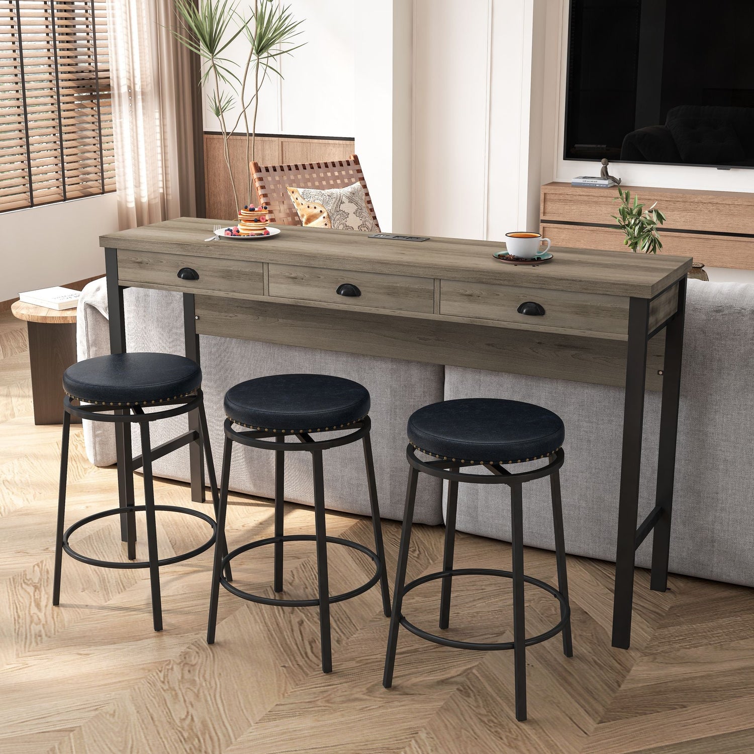 Kitchen & Dining